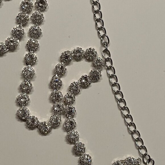Sparkling Rhinestone Chain Belt – Adjustable Silver Statement Accessory ✨ - Picture 4 of 16